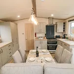 20 Wolds View Ganton