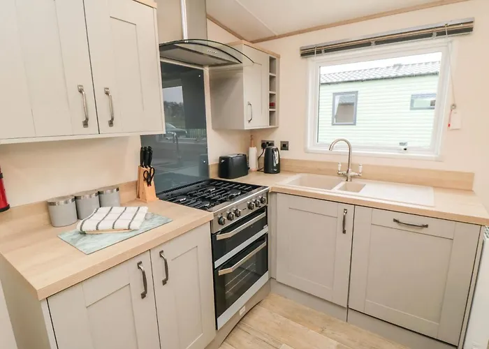 20 Wolds View Ganton